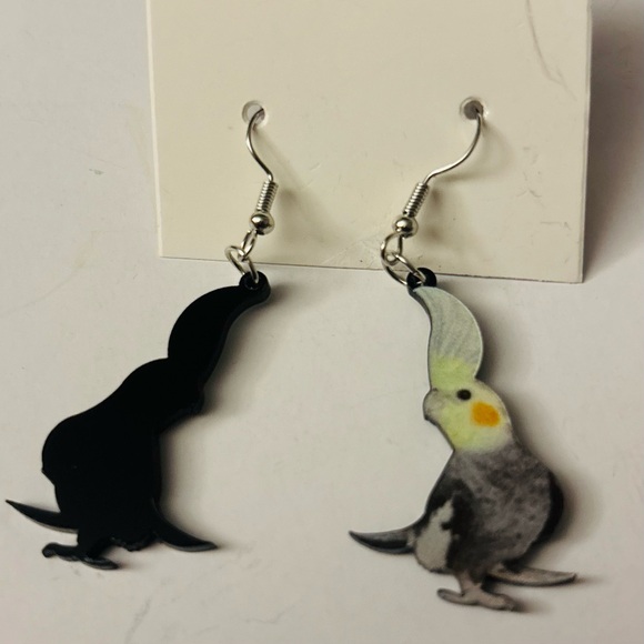 Cockatiel Parrot Bird Earrings - Picture 2 of 4